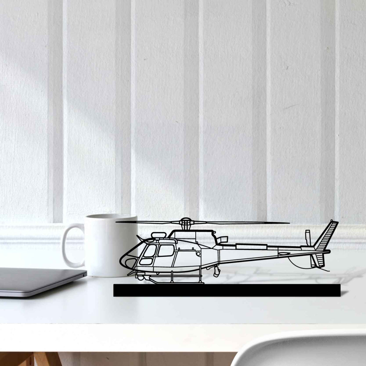 H125E Silhouette Metal Art Stand