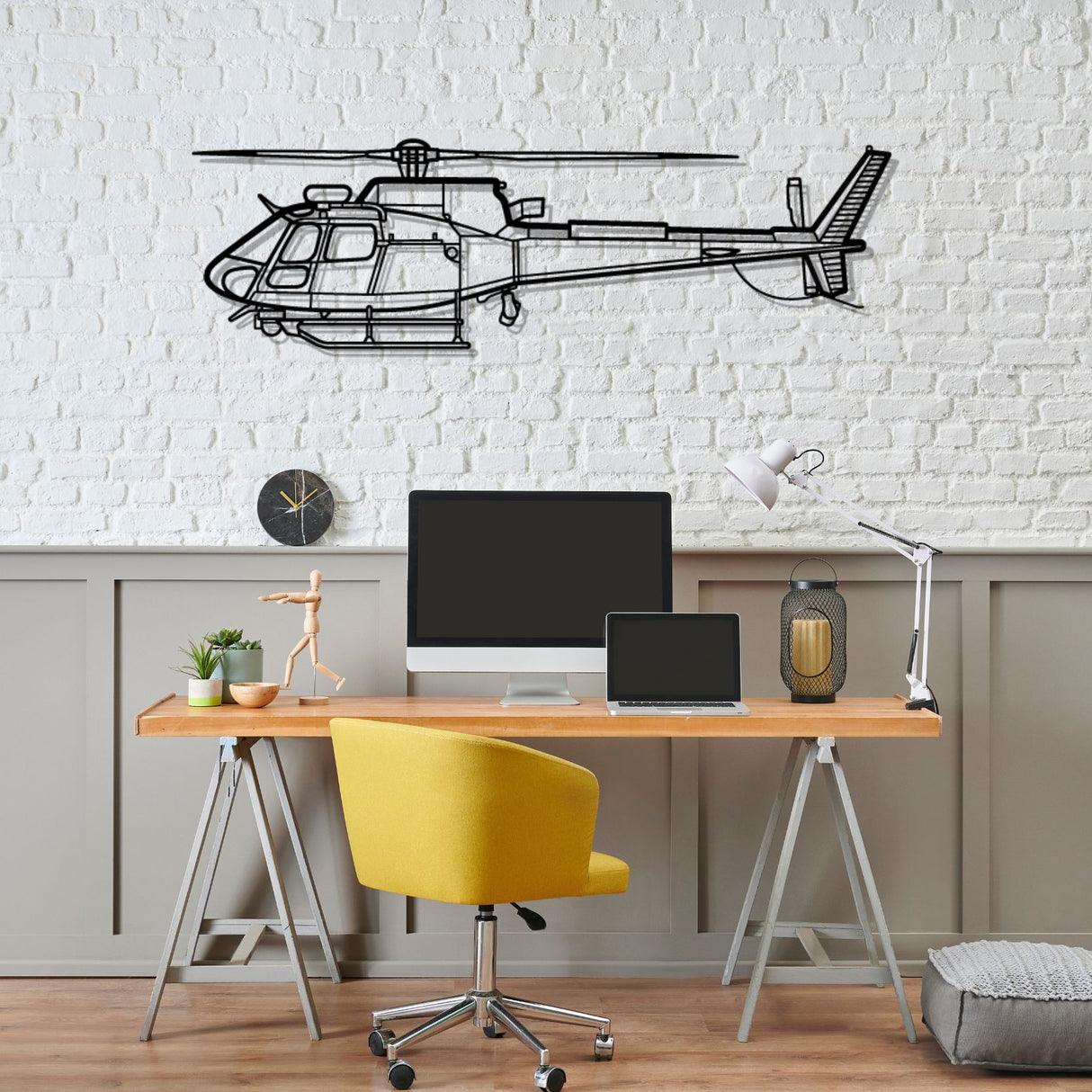 H125E Silhouette Metal Wall Art
