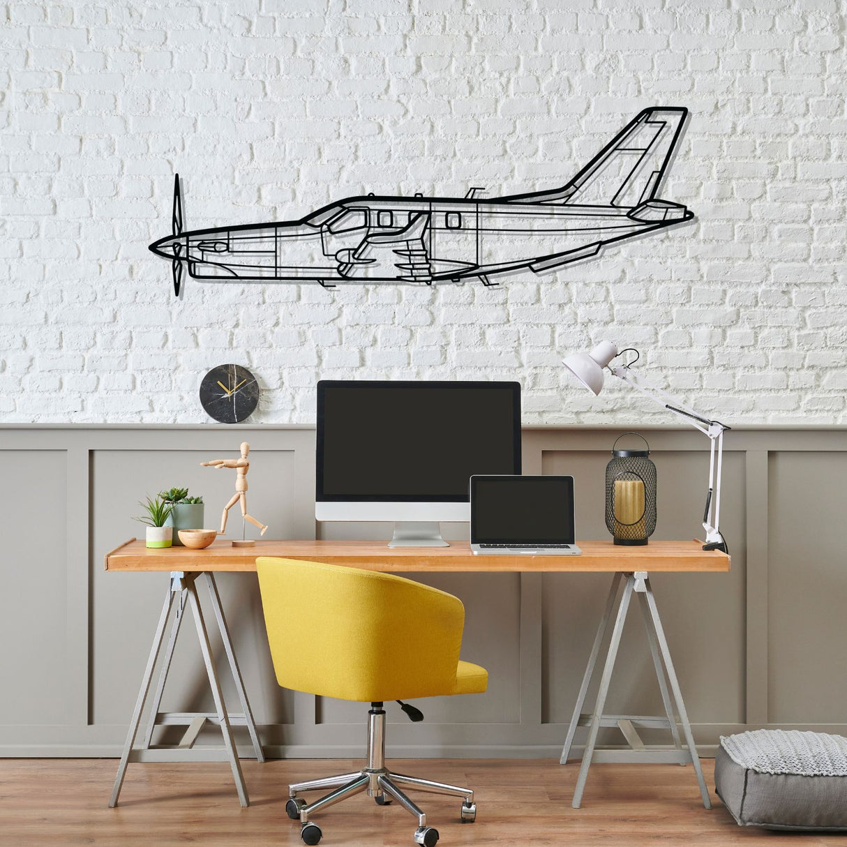 TBM 960 Silhouette Metal Wall Art