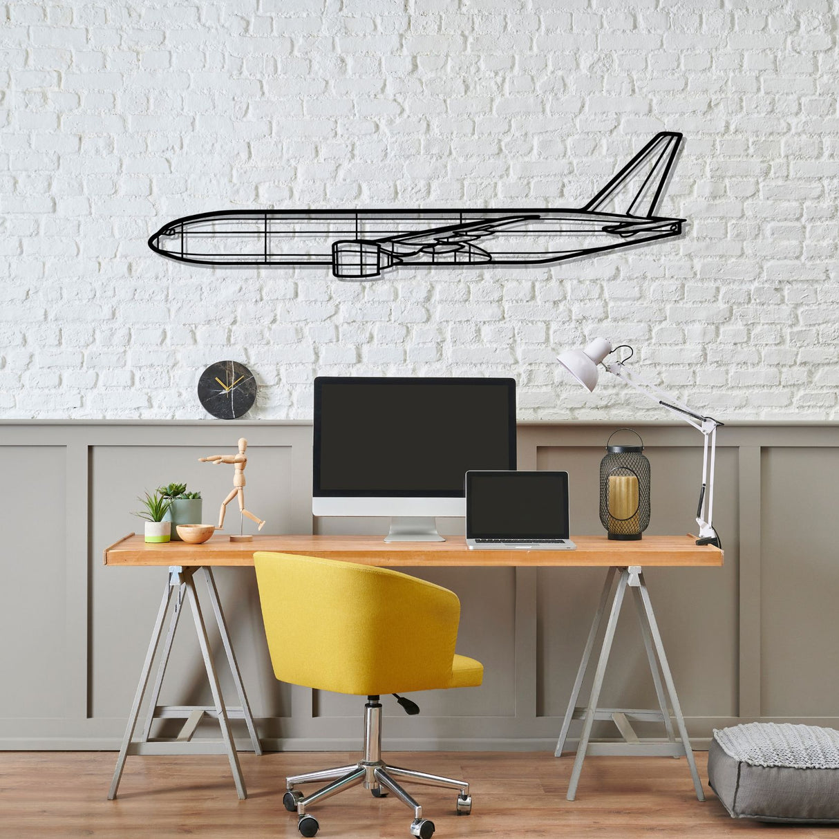 777F Silhouette Metal Wall Art