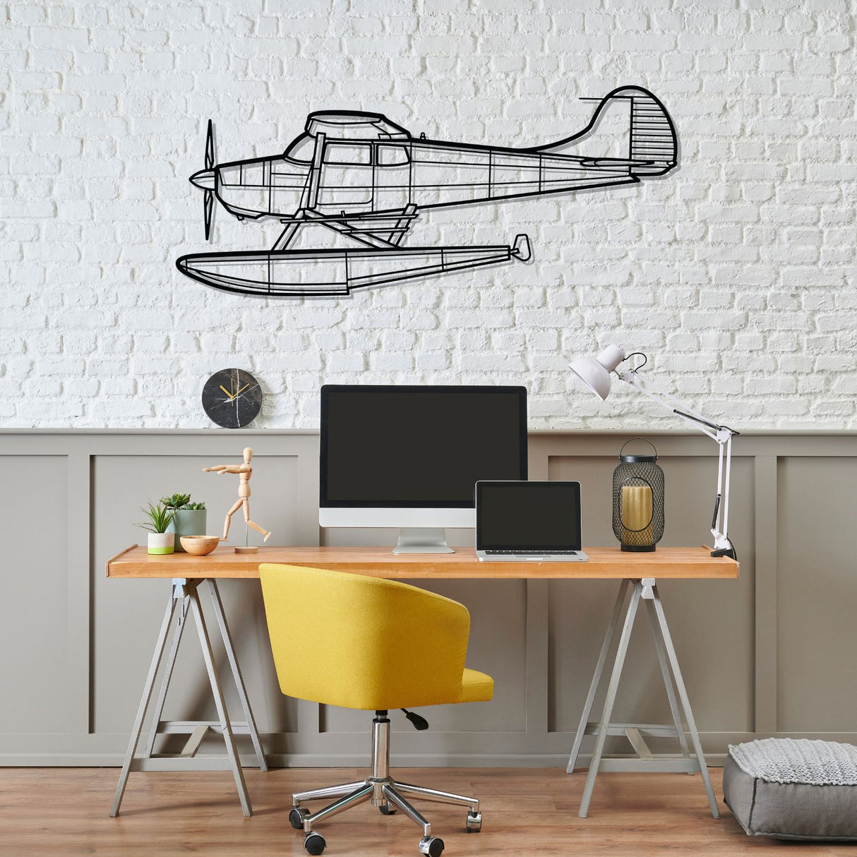 170B Float Silhouette Metal Wall Art