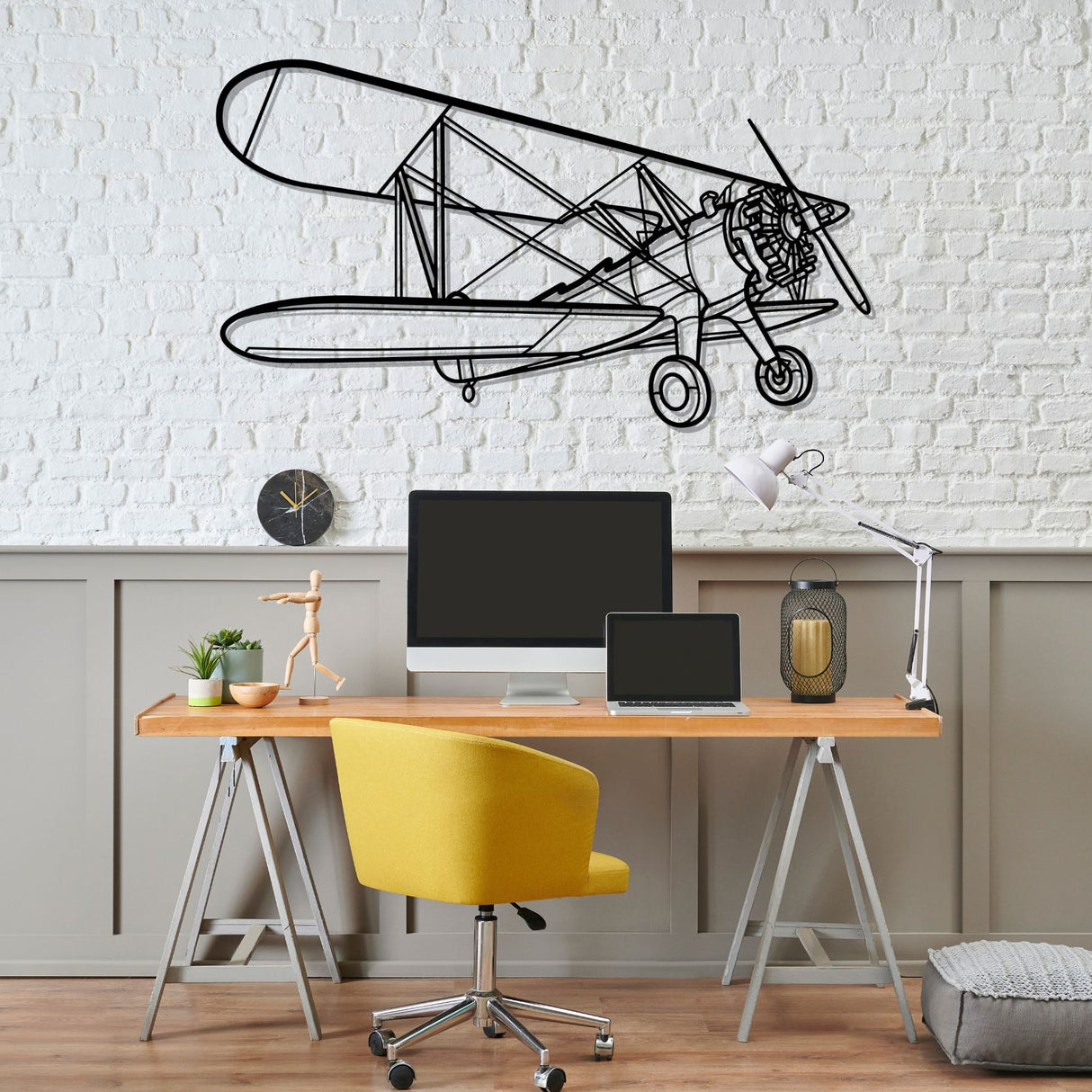 Model 75 Silhouette Metal Wall Art