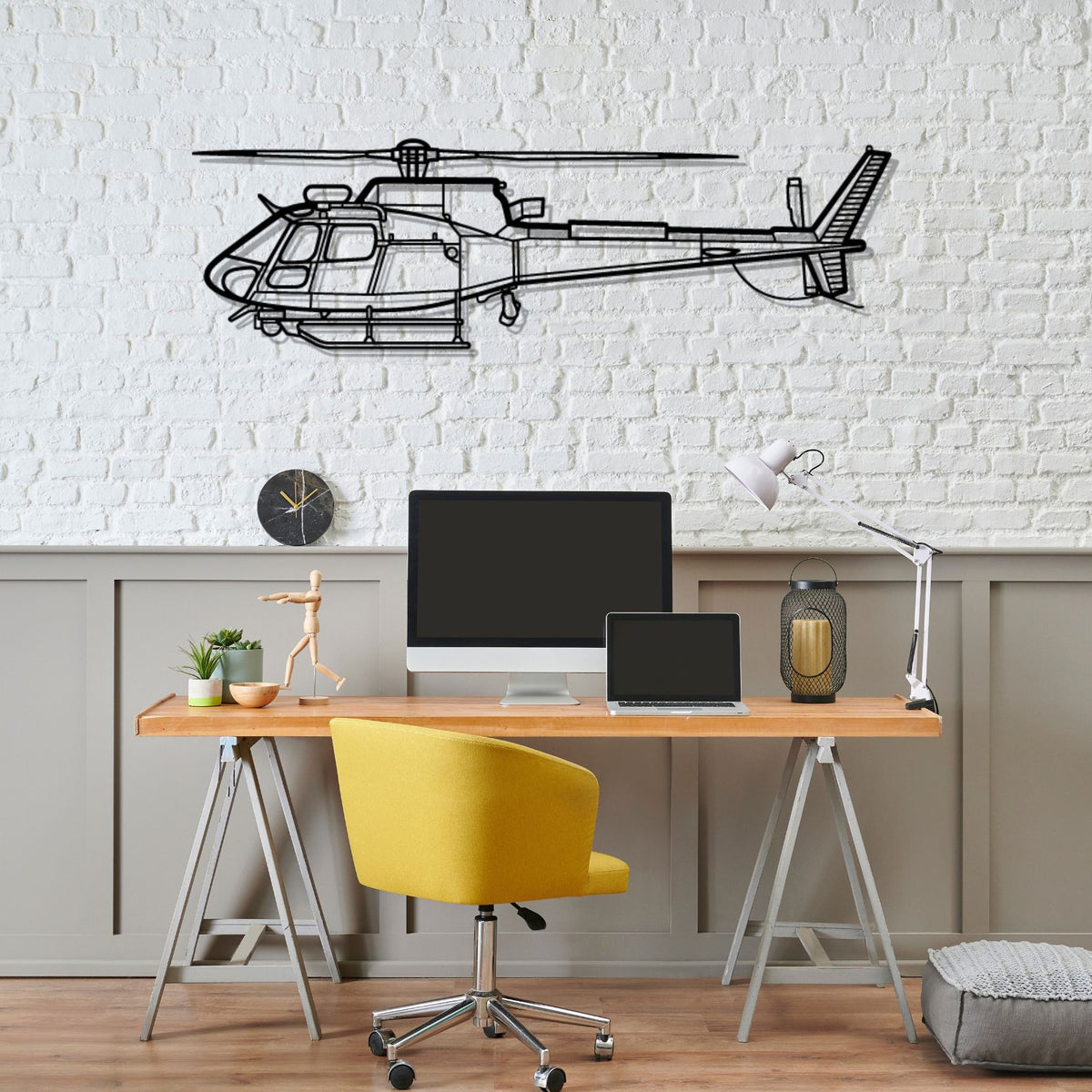 H125E Silhouette Metal Wall Art
